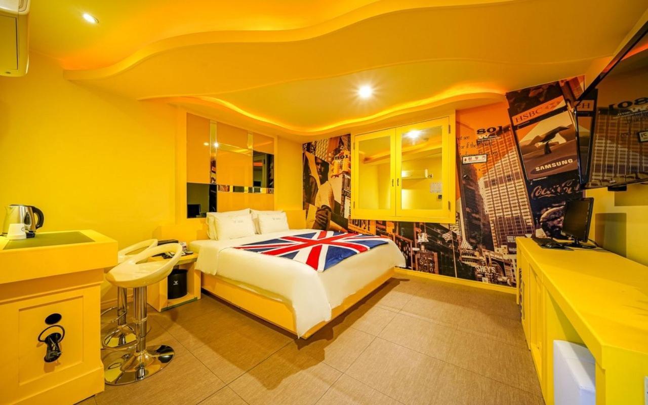 W Boutique Hotel Gimhae Eksteriør bilde